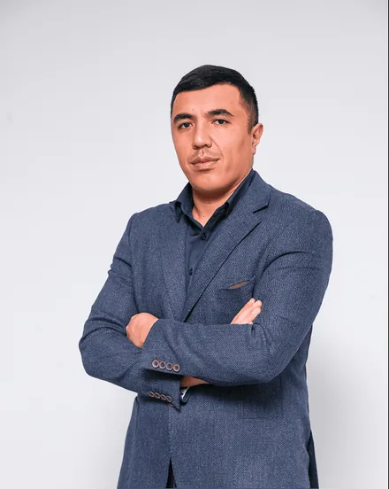 Акбар Мирзятбягович, Орталықтың негізін қалаушысы — Adal Rehab оңалту орталығы, Алматы