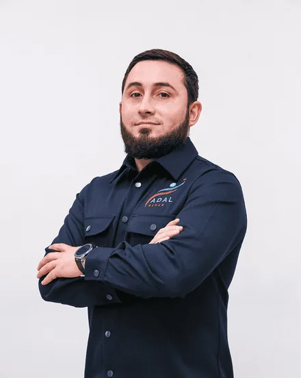 Юсуф Магометович, Кеңесші, аддиктолог — Adal Rehab оңалту орталығы, Алматы